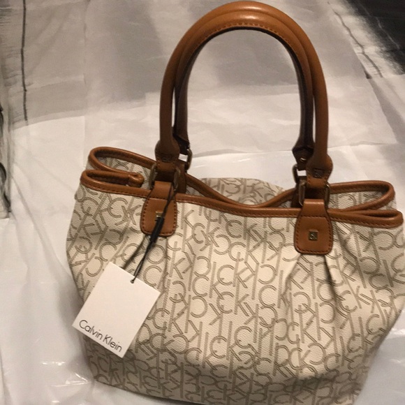 CALVIN KLEIN WOMEN’S HANDBAG